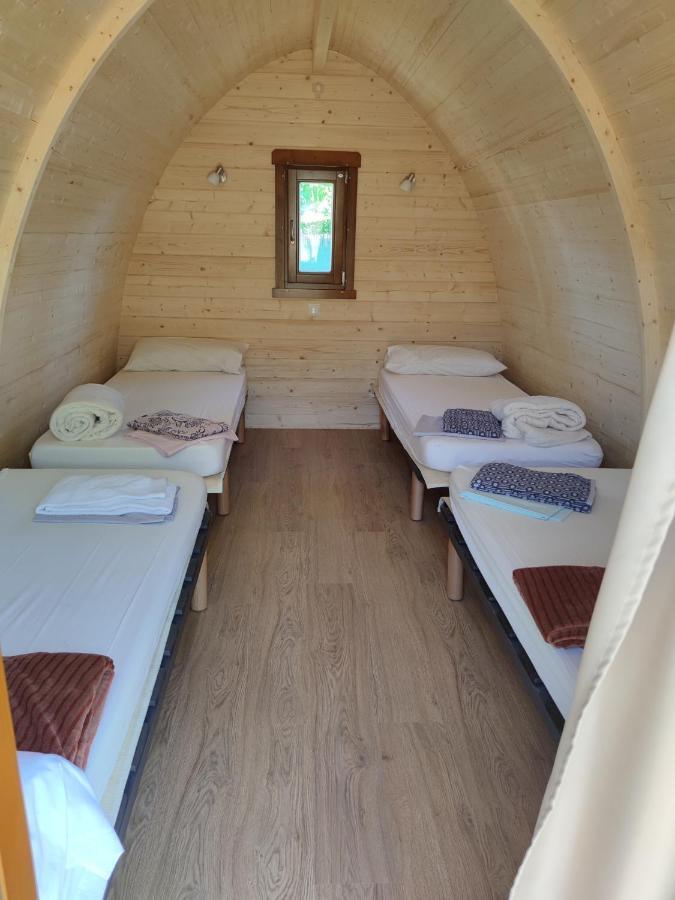 Teiraboa Base Camp Ξενοδοχείο Arzúa Εξωτερικό φωτογραφία