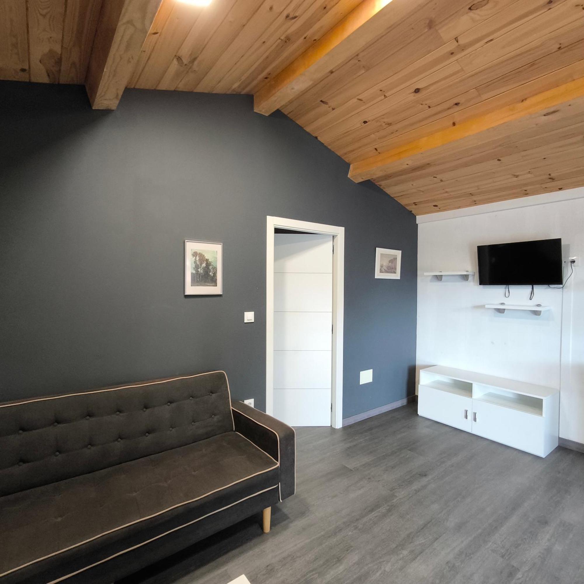 Teiraboa Base Camp Ξενοδοχείο Arzúa Εξωτερικό φωτογραφία